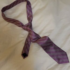 MICHAEL KORS tie - 3" width